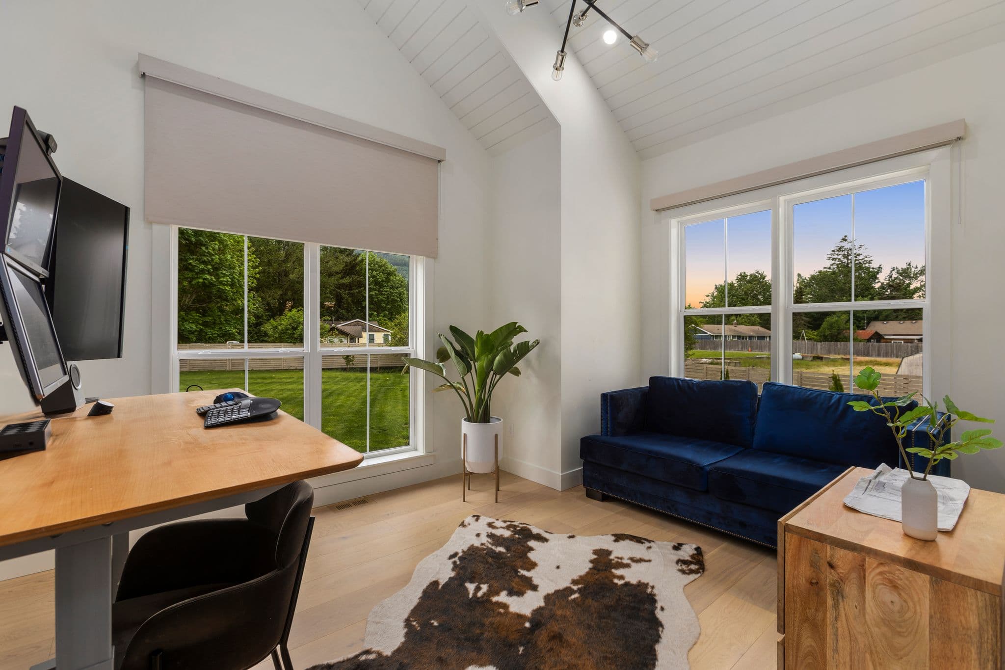 North Bend Farmhouse image 12